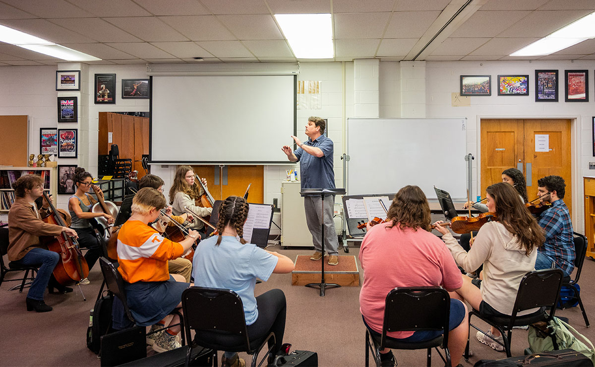 musicians rehearsing