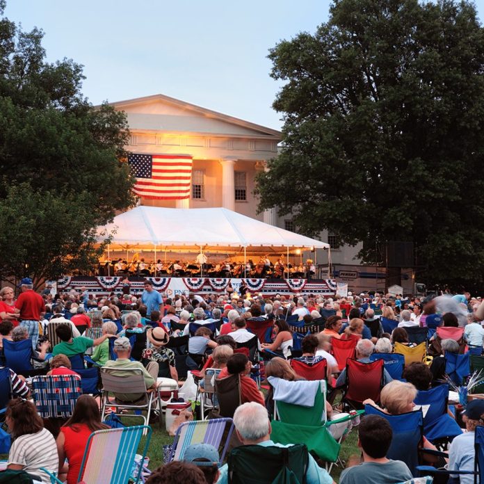 crowd gathered for patriotic concert in front of old morrison at transylvania university